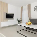Veranda Apartment