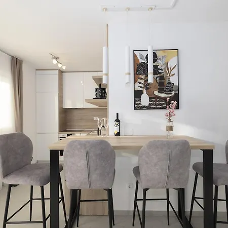 Veranda Makarska